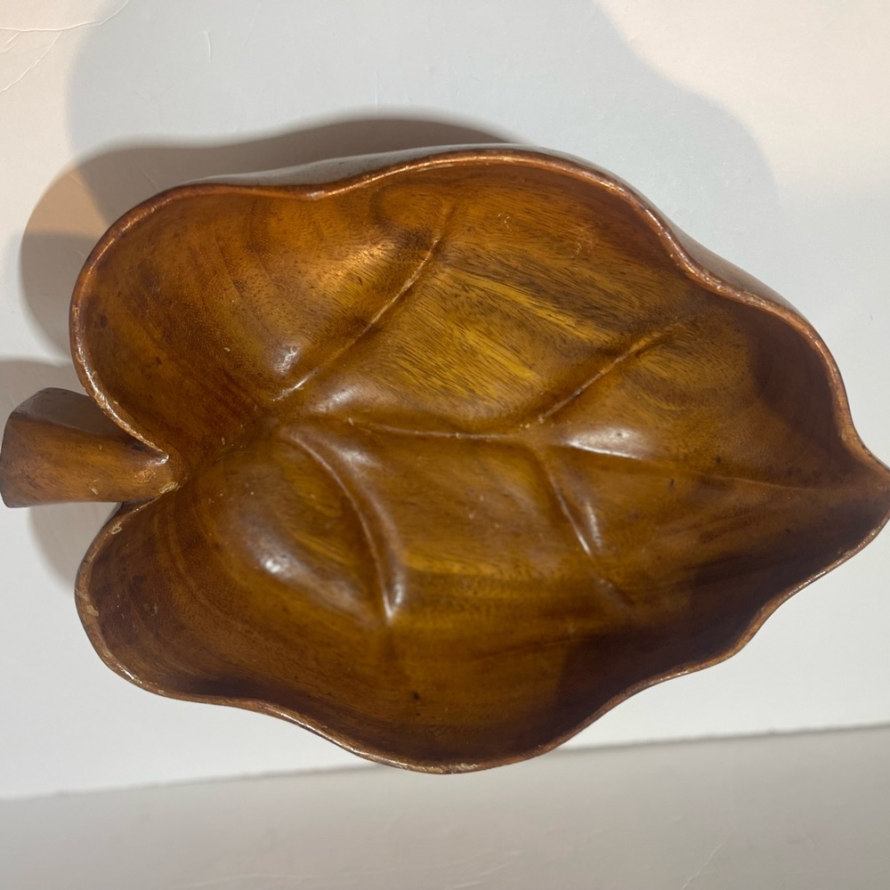 Vintage Hand-Carved Monkey Pod Wood Leaf Bowl - MCM Serving Dish / Catchall